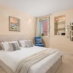 Apartment Natascha's Beachfront Rovinj