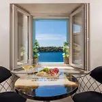 Natascha's Beachfront