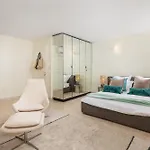 Natascha's Beachfront Apartment Rovinj