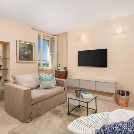 Apartment Natascha's Beachfront *