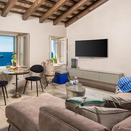 Apartamento Natascha's Beachfront Rovinj